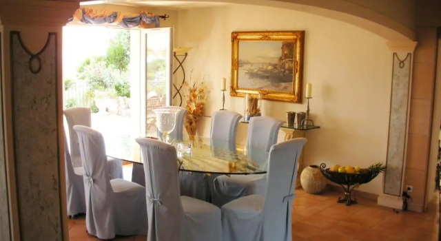 Villa Ginevra, Rezervovat Vila Hotely v Great Alpine Road s bazénem, Bazén