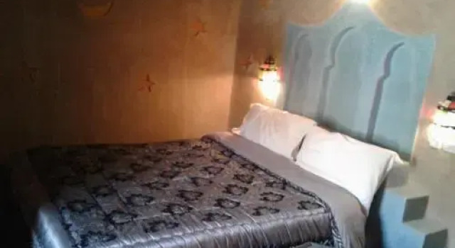Chez Tonton, Rezervovat Hotel Hotely v Meknes-Tafilalet s parkováním, Parkování