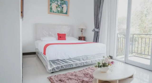 Люкс RedDoorz Syariah At Lampung Walk