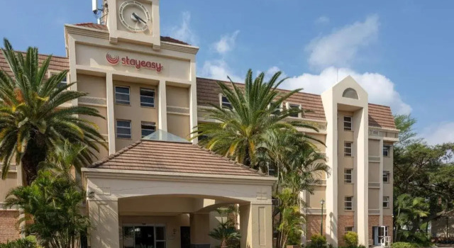StayEasy Mbombela, Забронировать Отель Мбомбела Мпумаланга, рядом с Riverside Mall