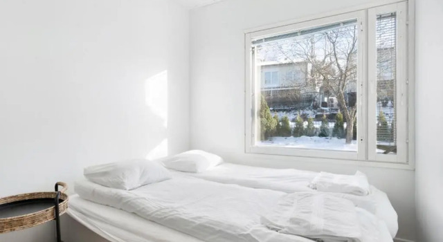 Cozy duplex at Heikinlaakso, Забронировать Апартаменты/квартира Отели Хельсинки с парковкой, Парковка