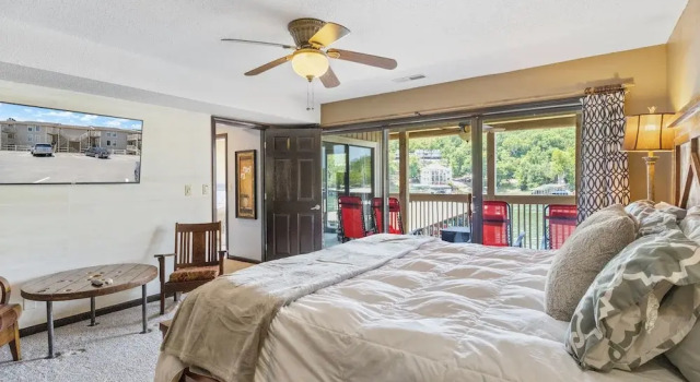 Stunning Views, Inviting Pools, and Endless Fun!