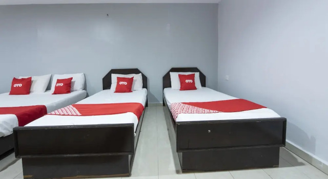 OYO 90254 D Anugerah Hotel