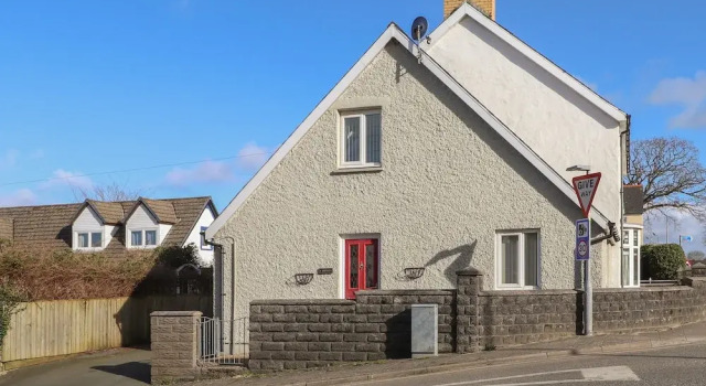 Y Bwthyn, Newport