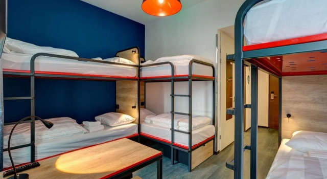 MEININGER Hotel Amsterdam Amstel, Забронировать Отель Отели Оста с парковкой, Парковка