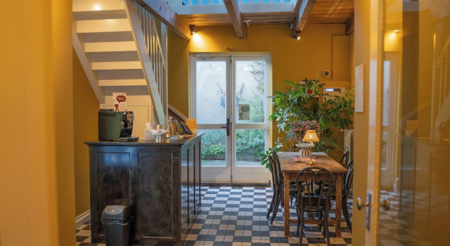 The Guesthouse, จอง โรงแรม เกาดา Zuid-Holland