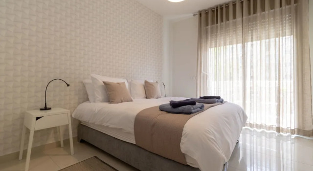 Апартаменты Deluxe Full Option 9 People Central Location