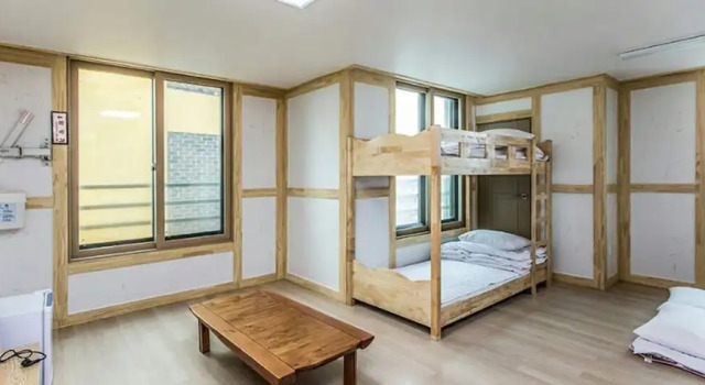 Четырёхместный номер Standard Kirin Guesthouse - Hostel