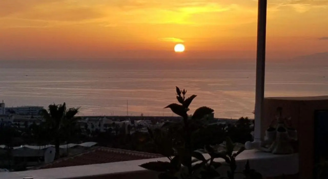 Апартаменты 44 INCREDIBLE OCEAN VIEW, TERRACE and HEATED POOL
