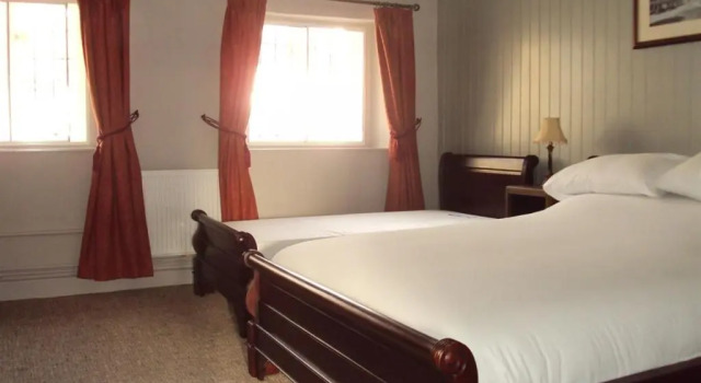 Четырёхместный номер Standard George Inn, Mere