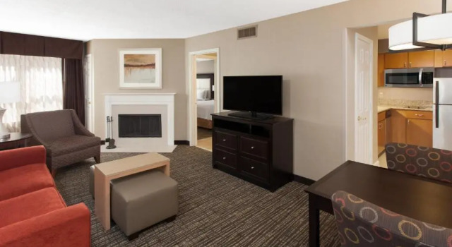 Двухместный люкс c 1 комнатой Homewood Suites by Hilton Indianapolis At The Crossing