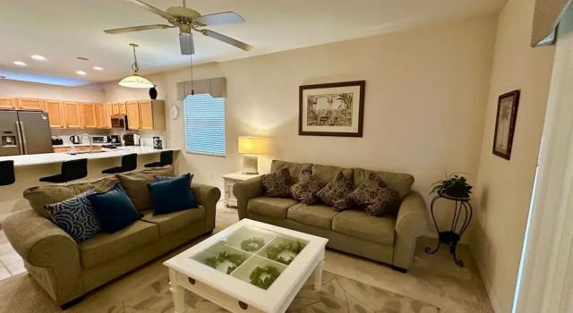 Grand Fabulous 4BR Pool Home Near Disney
