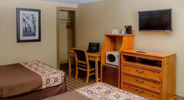 Relax Inn - Bryson City, Забронировать Отель Отели в центре Брайсон-Сити, в центре