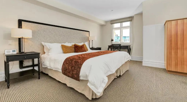 Номер Deluxe The National Hotel