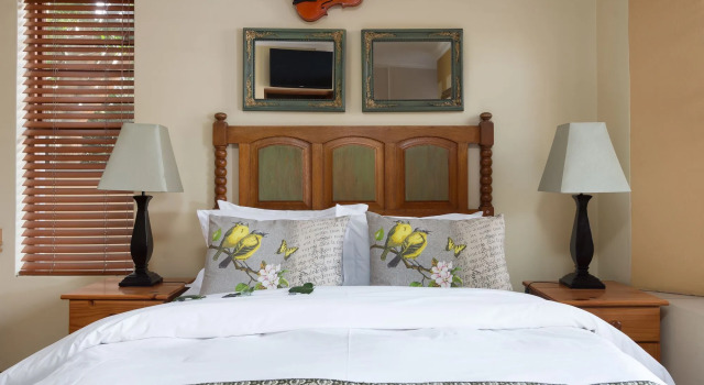 Bohemian Guesthouse - Pretoria, Забронировать Гостевой дом СПА-отели Tshwane, SPA-услуги