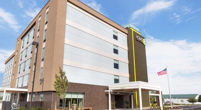 Номер Standard Home2 Suites By Hilton York