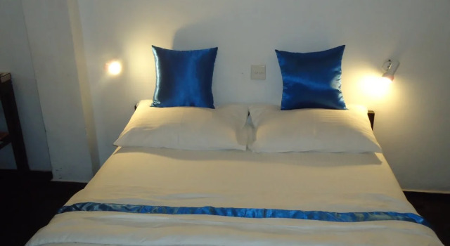 Haus Chandra Hotel, Забронировать Отель Отели Западной провинции 3 звезды, 3*