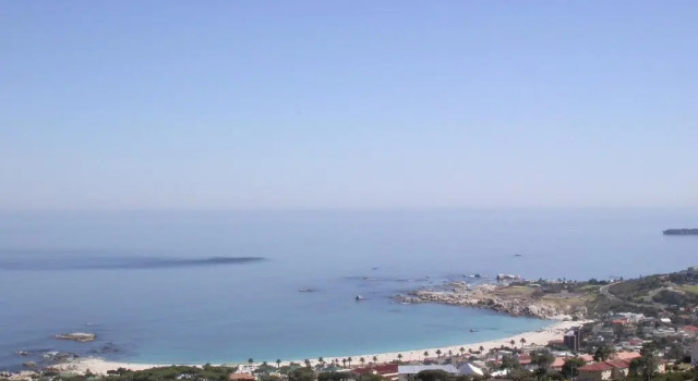 Апартаменты Camps Bay Villa
