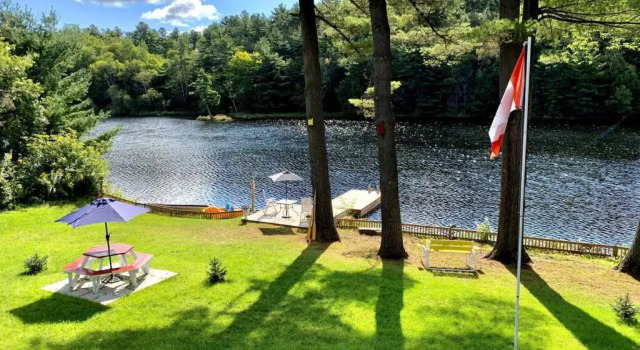 Waterfront 3-bedroom cottage with great view, Prenota Casa vacanze Cottage a Parry Sound, Cottage