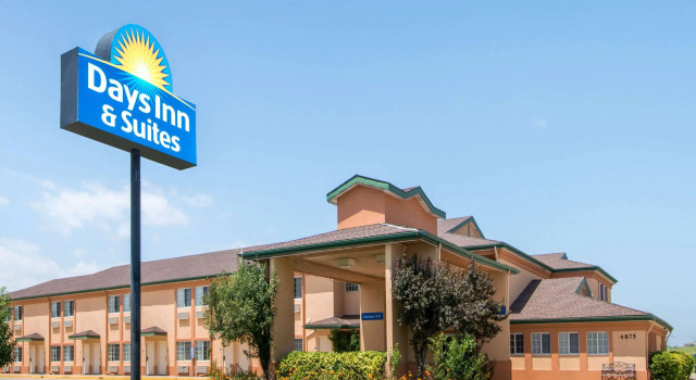Days Inn & Suites Wichita, Boek Hotel Hotels in Wichita met ontbijt, Ontbijt