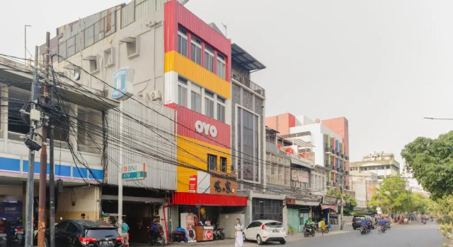 Ichiza Room RedPartner, Забронировать Отель Отели Джакарты с парковкой, рядом с Glodok Market, Парковка