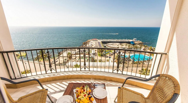 Номер Superior с видом на море Riviera Hotel and Beach Lounge, Beirut