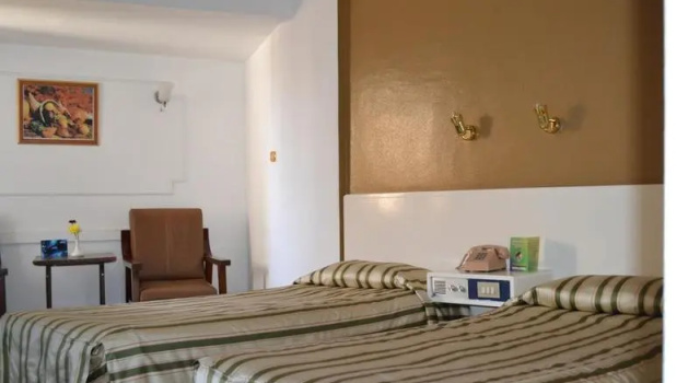 Двухместный номер Standard с балконом Beirut Hotel Cairo