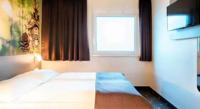 Двухместный номер B&B HOTEL Baden-Airpark