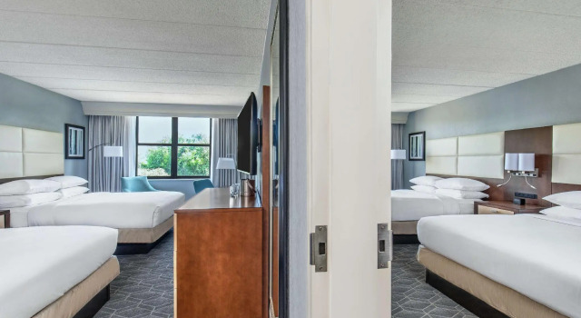 Четырёхместный номер Standard DoubleTree by Hilton Columbia