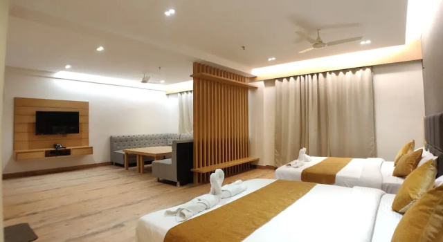Номер Standard Amber-A unit of Sayaji Hotels