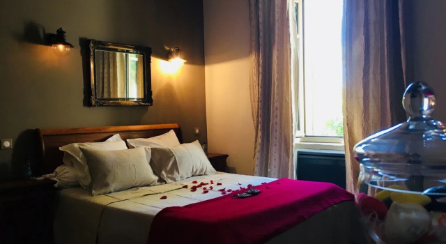La Moureale Pool & SPA, Забронировать Курортный отель Курортные отели Овернь-Рона-Альпы, Курортный отель
