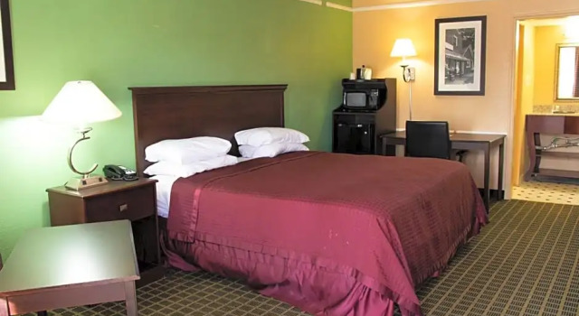 Номер Standard Americas Best Value Inn Charlotte, NC