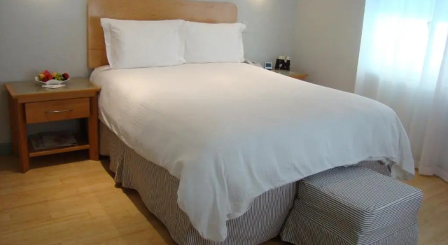Двухместный номер Cadet Hotel
