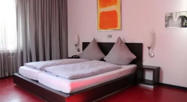Hotel Hindenburg, Забронировать Отель Фирзен Lower Rhine