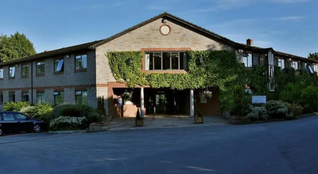 Трёхместный номер Economy Best Western Plus Centurion Hotel