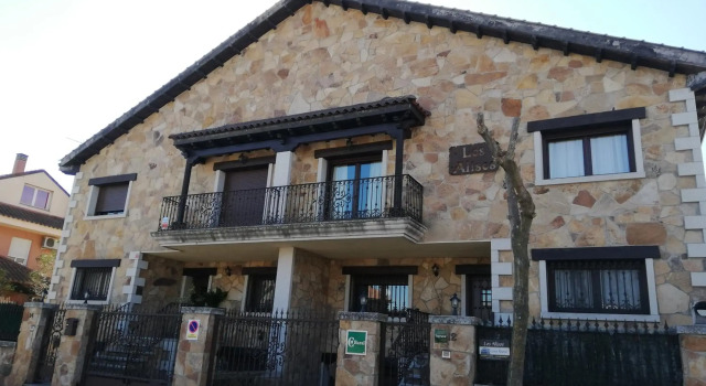 Los Alisos Casa Rural