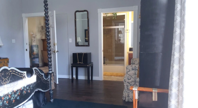 Inntiquity A Country Inn, Book Bed and Breakfast SPA-hoteller i Logansport, SPA