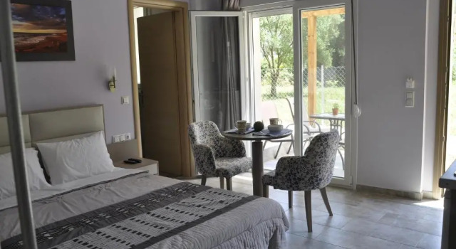 Апартаменты Thalassa Apartments