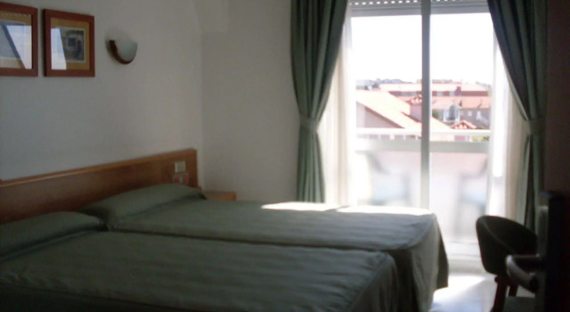 Hotel Paraimo, Rezerwuj Hotel  