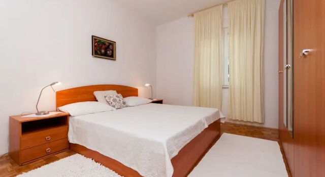 Apartments Diora, Book Lejlighed Hoteller i Split Region med parkering, Parkering