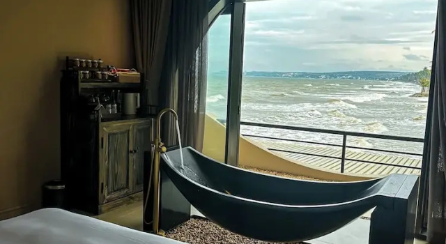 Двухместный номер Deluxe с частичным видом на океан De Tuva Resort Mui Ne