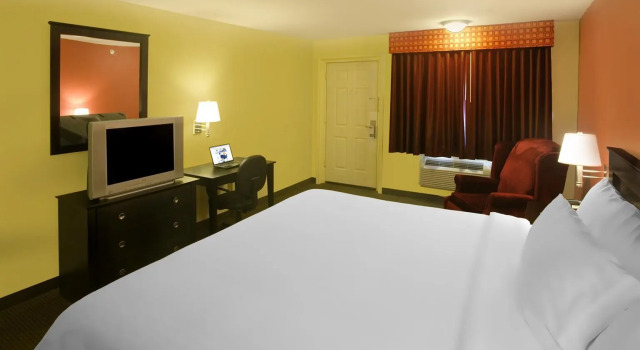 Двухместный номер Standard Americas Best Value Inn Waco - Franklin Avenue