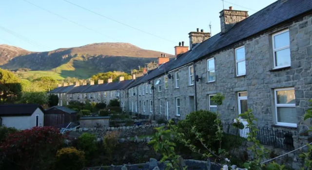 Riverside cottage walking distance into Caernarfon, Забронировать Дом для отпуска Коттеджи Сноудония, Коттедж