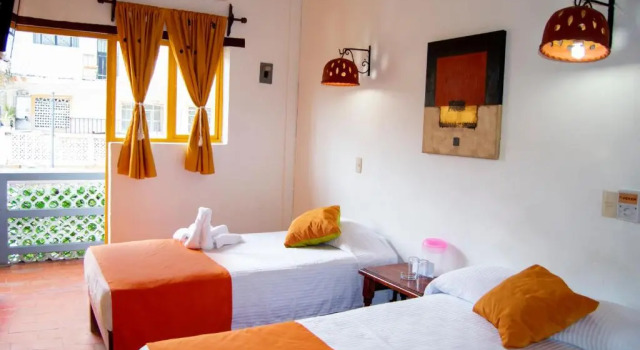 Трёхместный номер Standard Hotel Hacienda de Vallarta Centro
