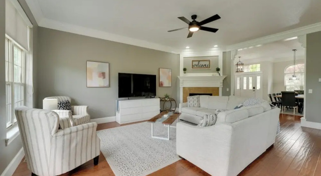 4 Mi to Branson Landing: Huge Home w/ Game Room!, Забронировать Отель Отели Table Rock Lake 3 звезды, 3*