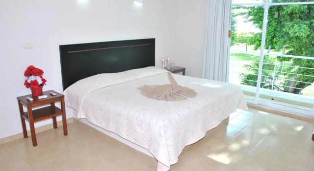 Номер Standard с балконом и с красивым видом из окна Hotel Boca de Ovejas