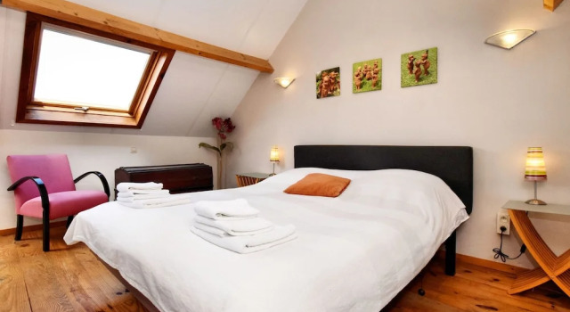 A Beautifully Furnished, Traditional Holiday Home, Забронировать Отель Дюрбюи Durbuy Area