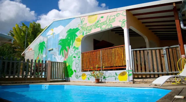Holiday Home Soleil de Gwada, Prenota Hotel Hotel a Grande-Terre con piscina, Piscina