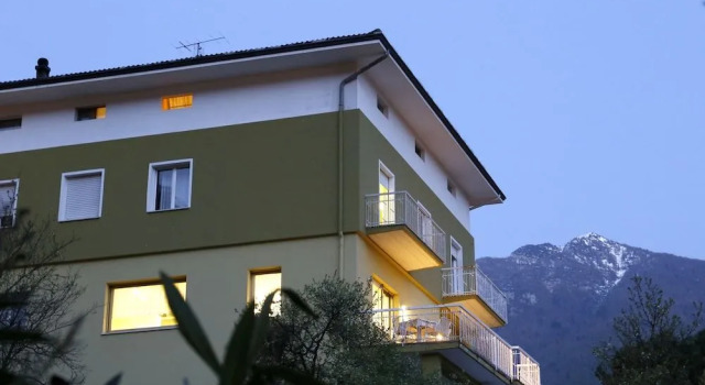 Albergo Drena, Забронировать Отель Дрена Alto Garda e Ledro