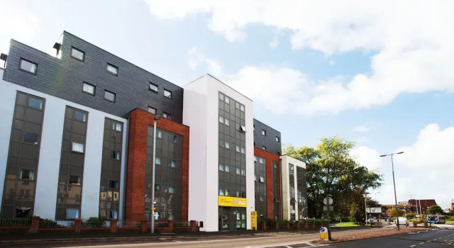Modern Student-Only Ensuite Rooms by Exeter High Street